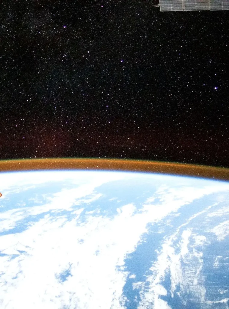 Morning light reflects on the Pacific as Sayulita honors Earth Day — a unifying gesture of renewal and care for this coast’s natural beauty.