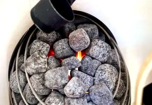 temazcal-sauna-hot-stones-wellness-amenities-amari.webp